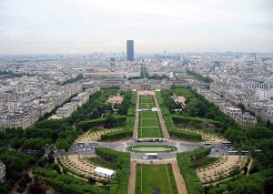 Eiffel Tower: The Iron Lady – Paris Landmark